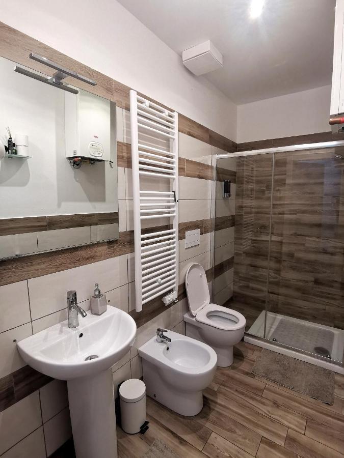 5 Terre Cozy Apartments ลาสเปเซีย ภายนอก รูปภาพ