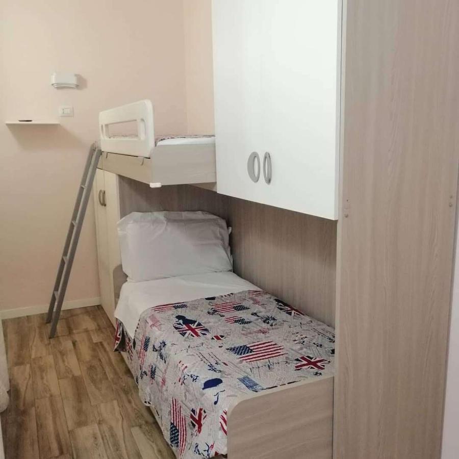 5 Terre Cozy Apartments ลาสเปเซีย ภายนอก รูปภาพ