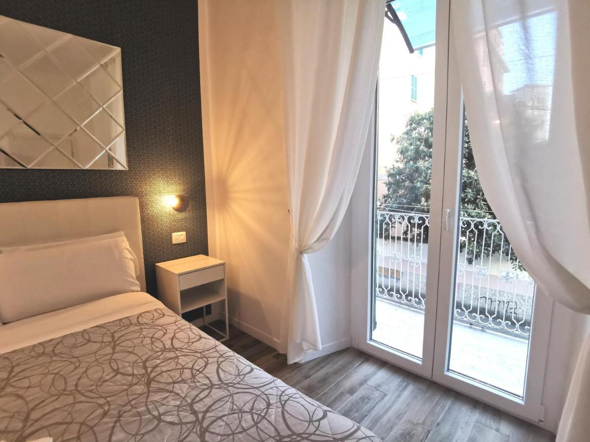 5 Terre Cozy Apartments ลาสเปเซีย ภายนอก รูปภาพ