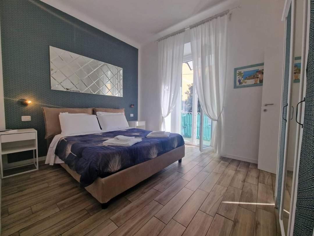 5 Terre Cozy Apartments ลาสเปเซีย ภายนอก รูปภาพ